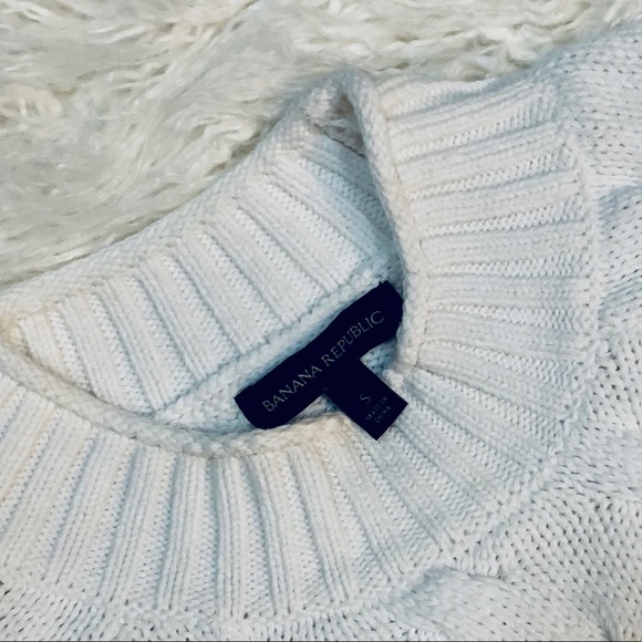 Banana Republic Crop Sweater - Small - Picture 7 of 7